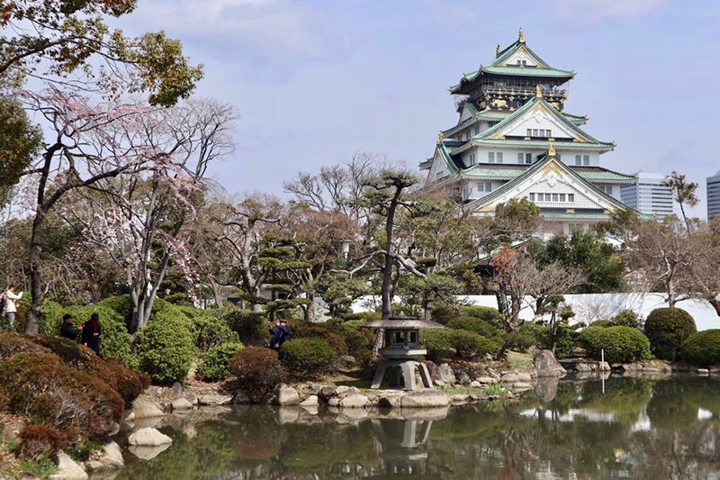 Osaka Castle.jpg