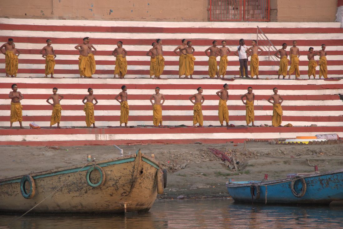 People By River India