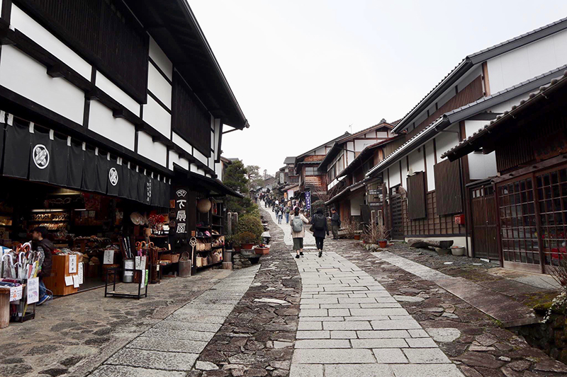 Town on Nakasendo Trail Japan.jpg